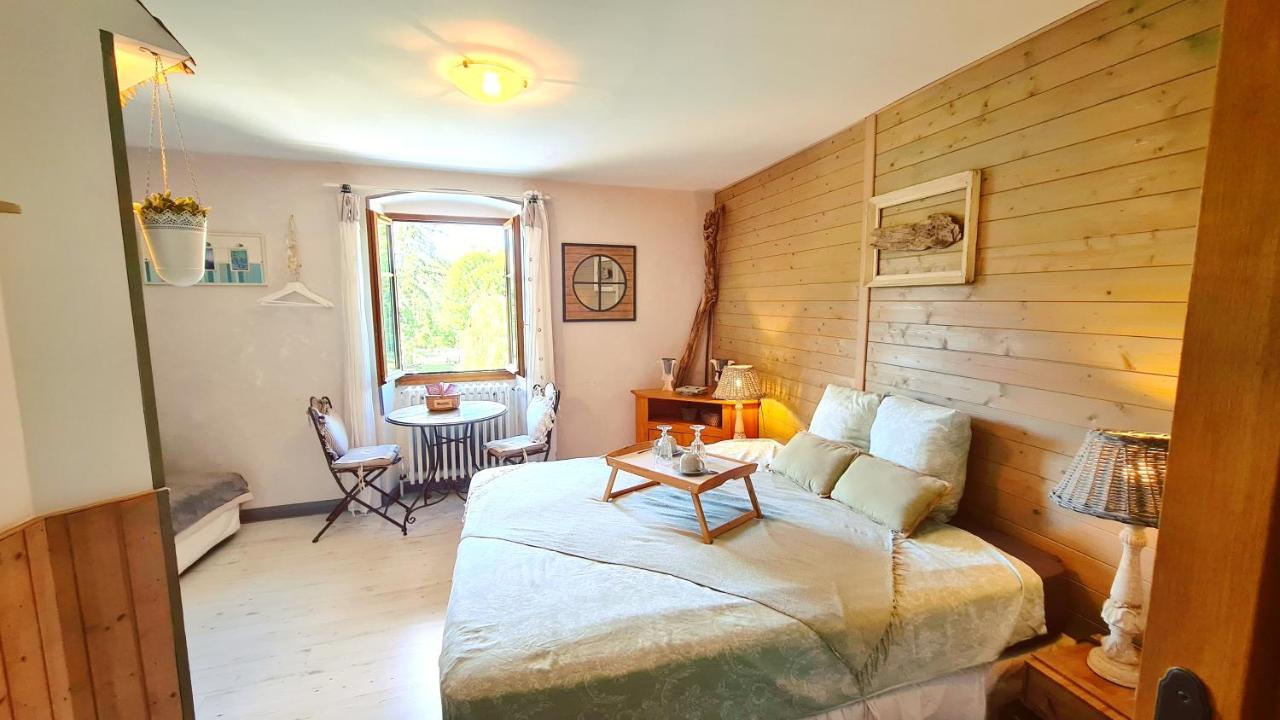 Le Doux Nid Bed & Breakfast Chanaz Exterior photo