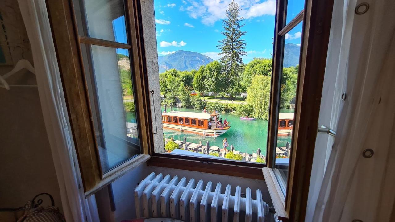 Le Doux Nid Bed & Breakfast Chanaz Exterior photo
