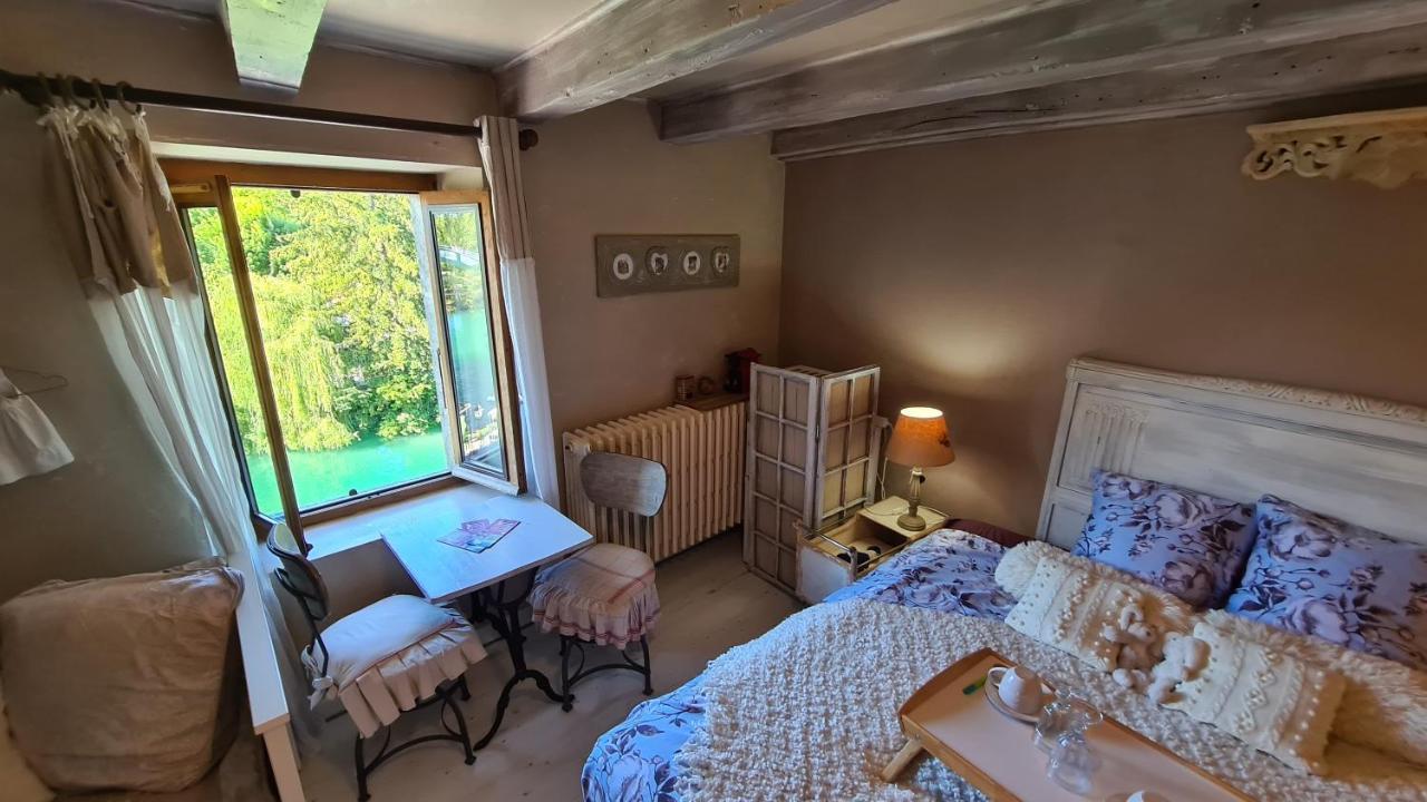 Le Doux Nid Bed & Breakfast Chanaz Exterior photo